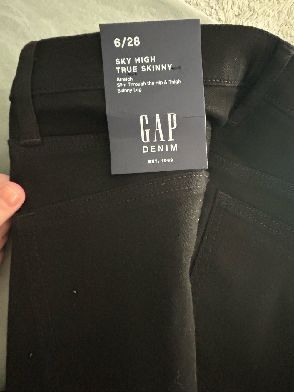 NWT GAP Sky High Skinny Denim - Picture 3 of 5
